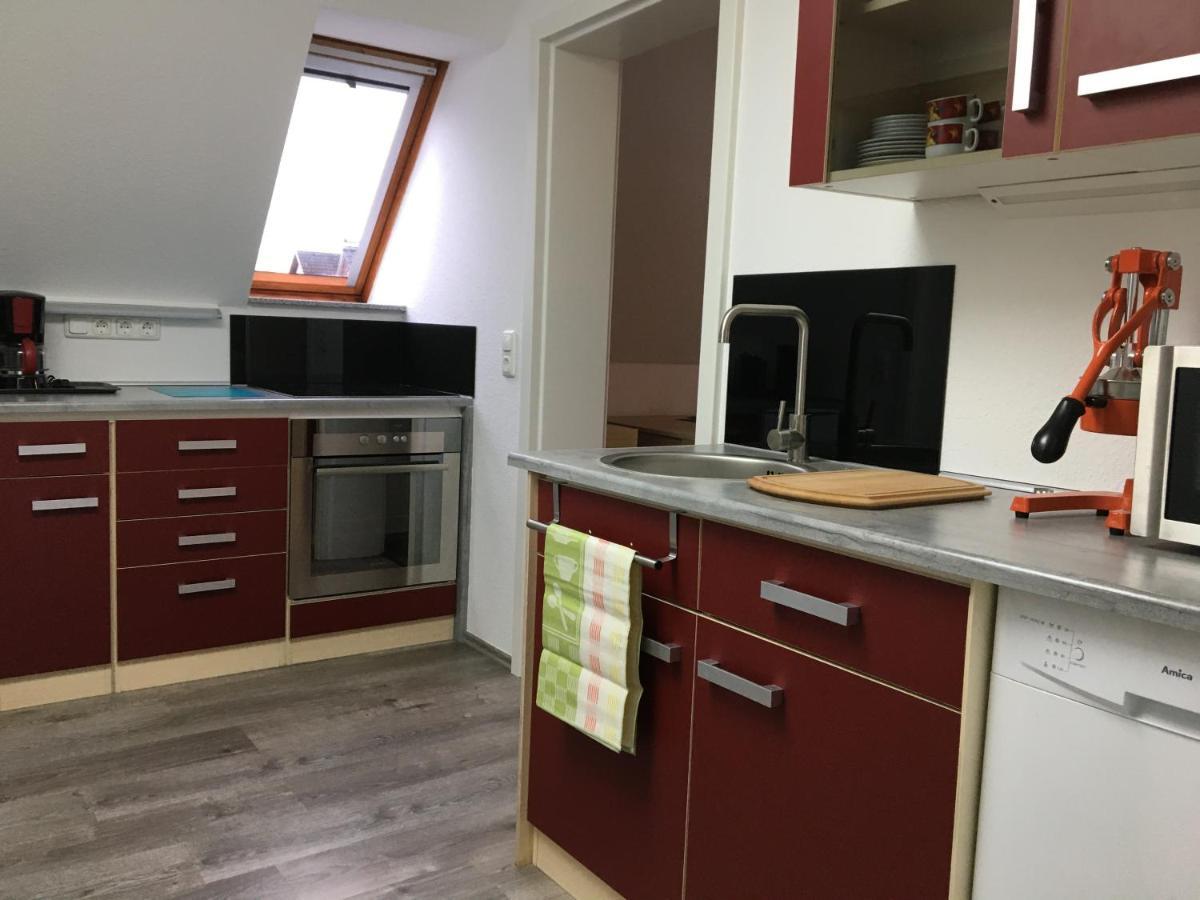 Ferienwohnung „Im Kleinen Loeoek“ - Dg - 2 Zimmer - Balkon - Boxspringbett - 2 Tv Rinteln Kültér fotó