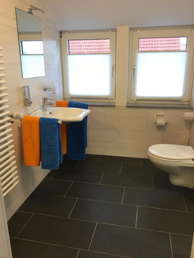 Ferienwohnung „Im Kleinen Loeoek“ - Dg - 2 Zimmer - Balkon - Boxspringbett - 2 Tv Rinteln Kültér fotó