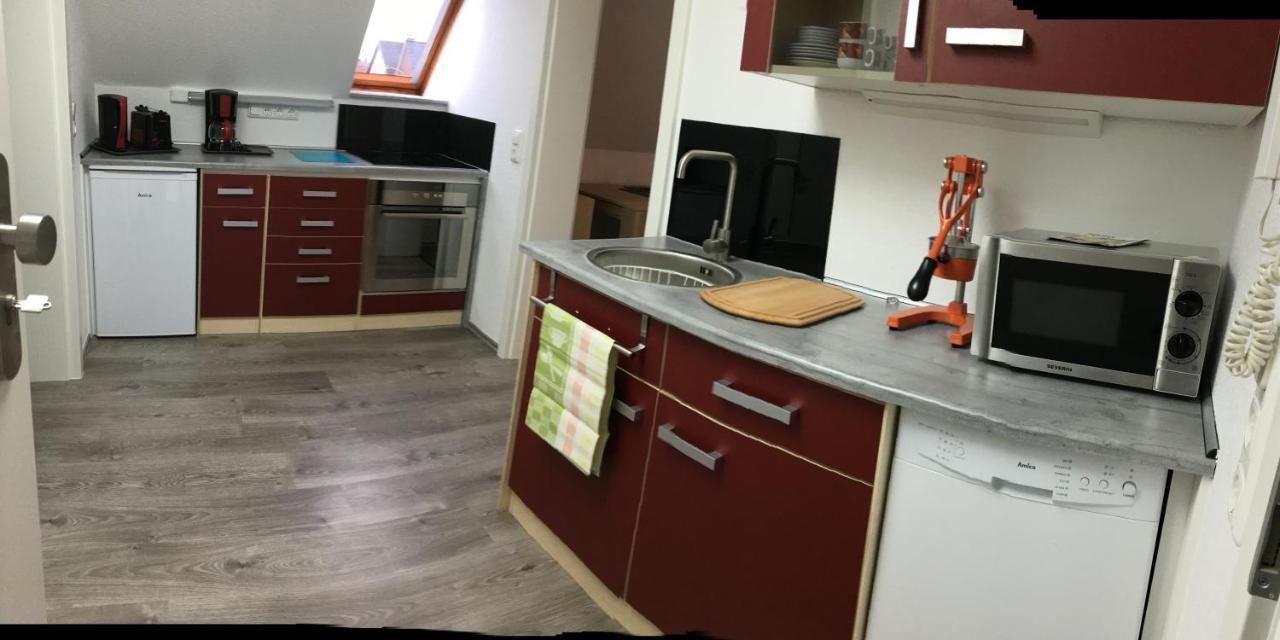 Ferienwohnung „Im Kleinen Loeoek“ - Dg - 2 Zimmer - Balkon - Boxspringbett - 2 Tv Rinteln Kültér fotó